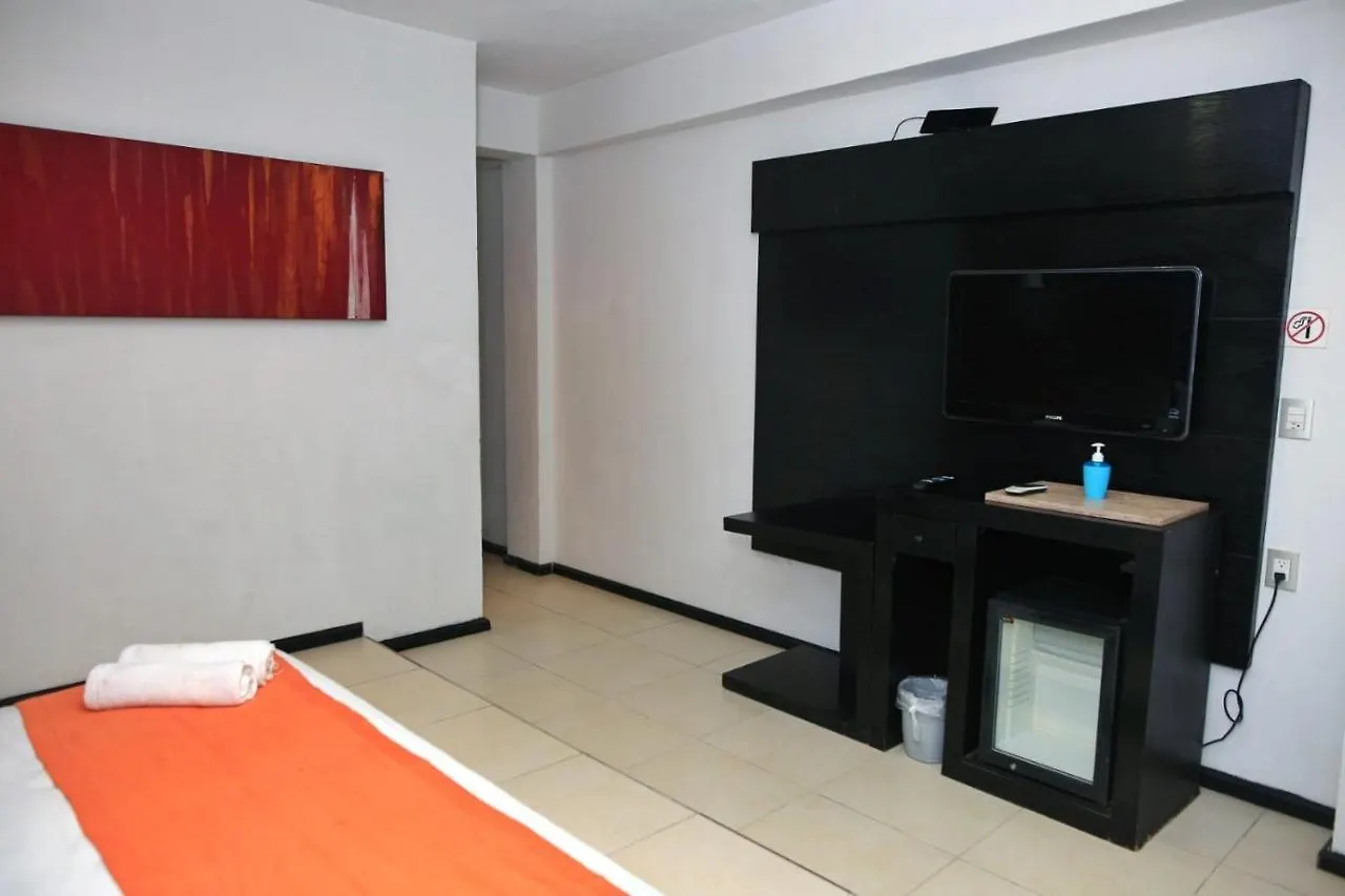 Blvd Hotel - 5Th Avenue, Playa Del Carmen