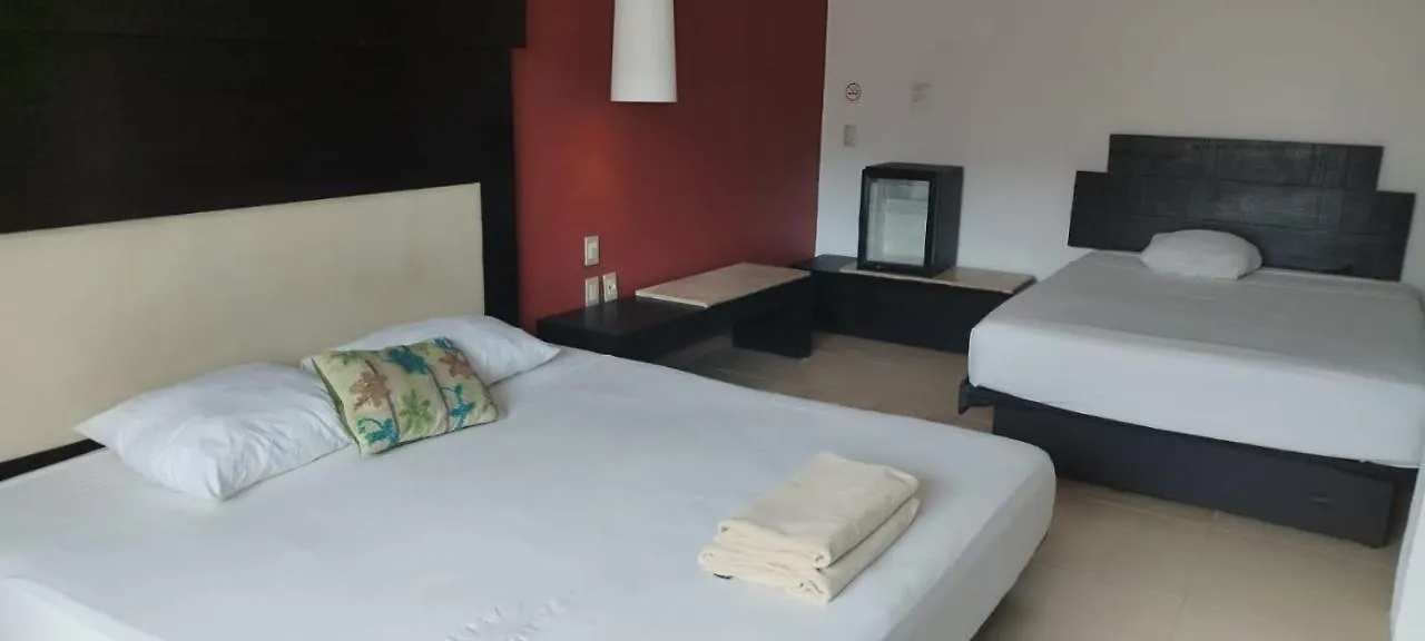 Blvd Hotel - 5Th Avenue, Playa Del Carmen