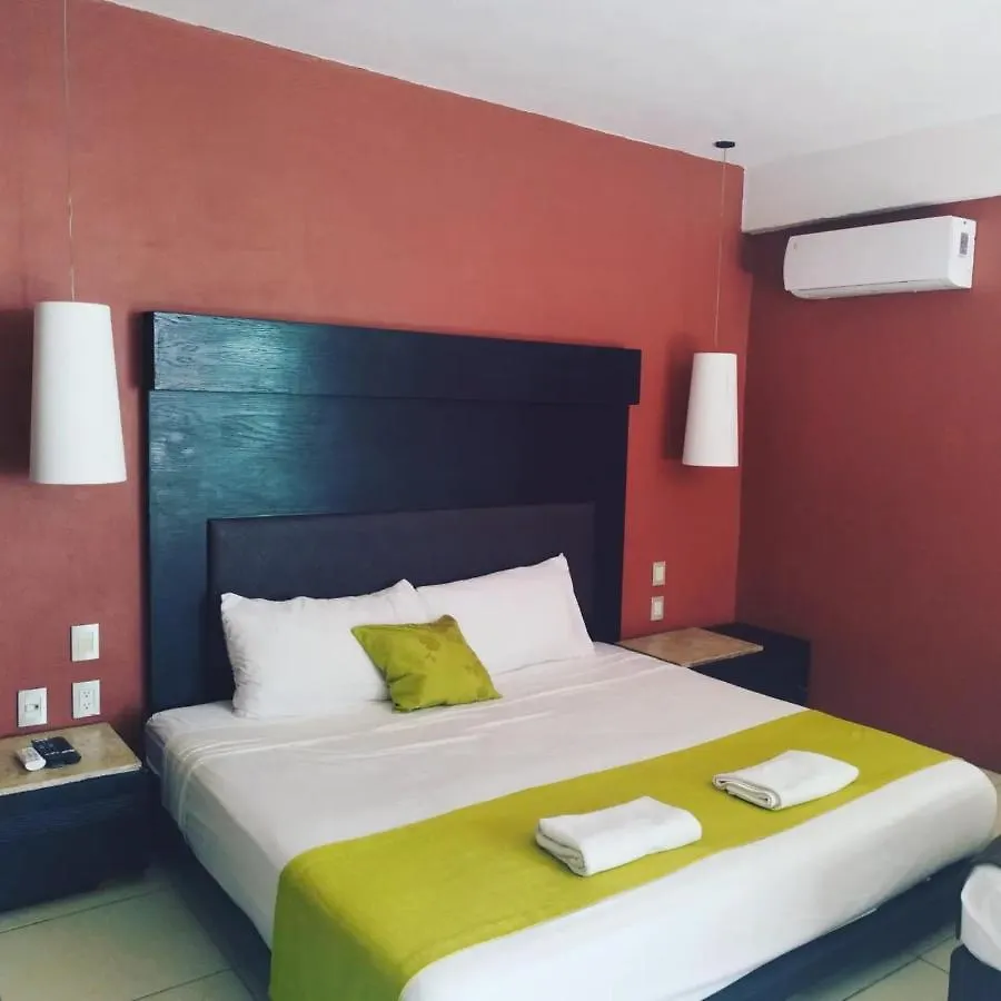 Blvd Hotel - 5Th Avenue, Playa Del Carmen
