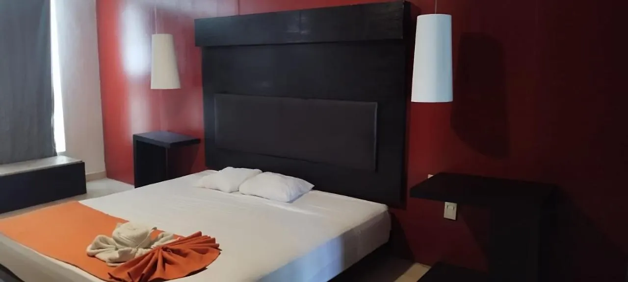 Blvd Hotel - 5Th Avenue, Playa Del Carmen Mexico